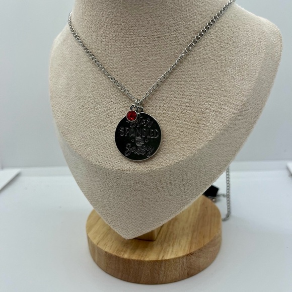 4 for $8 paparazzi jewelry new - Picture 3 of 11